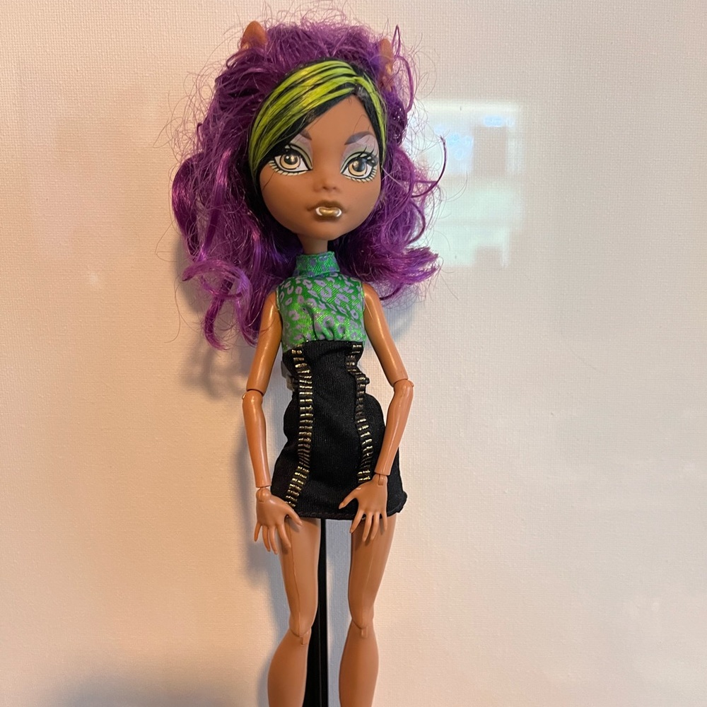 Clawdeen Doll